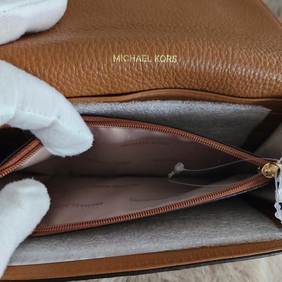 NWT MICHAEL KORS WALLET +Bonus 2 new matching satin twillys - Picture 4 of 13